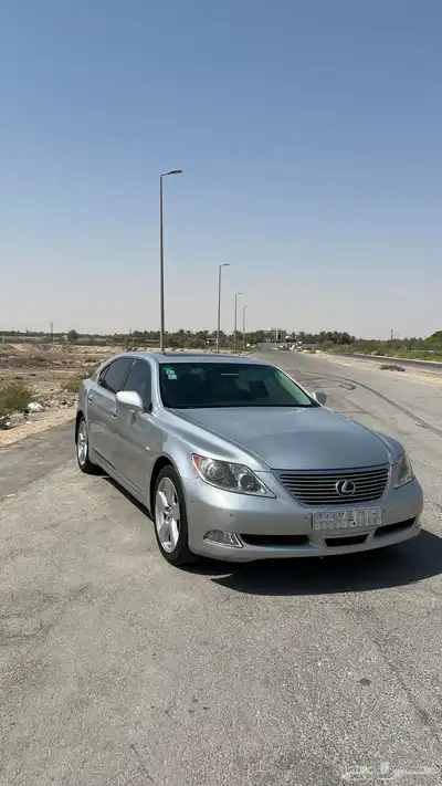 لكززس LS460L 2007 9