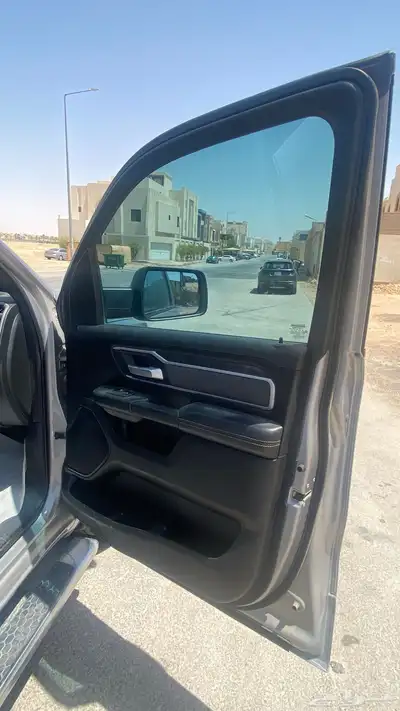 دوج رام بيق هورن دبل 2021 15