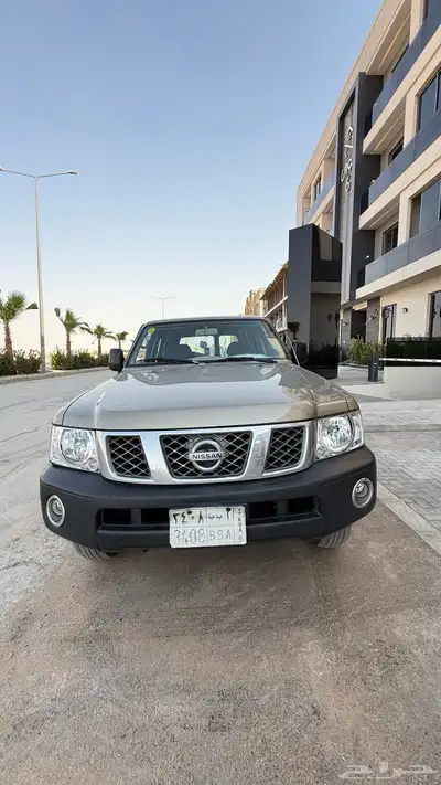 باترول 2008 قير عادي 1