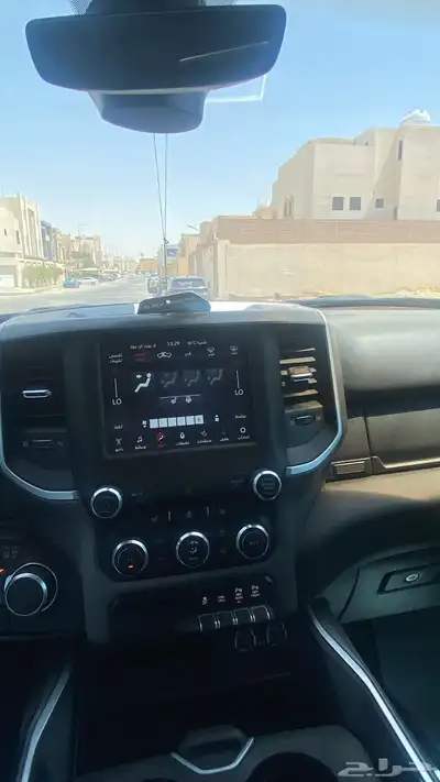 دوج رام بيق هورن دبل 2021 18