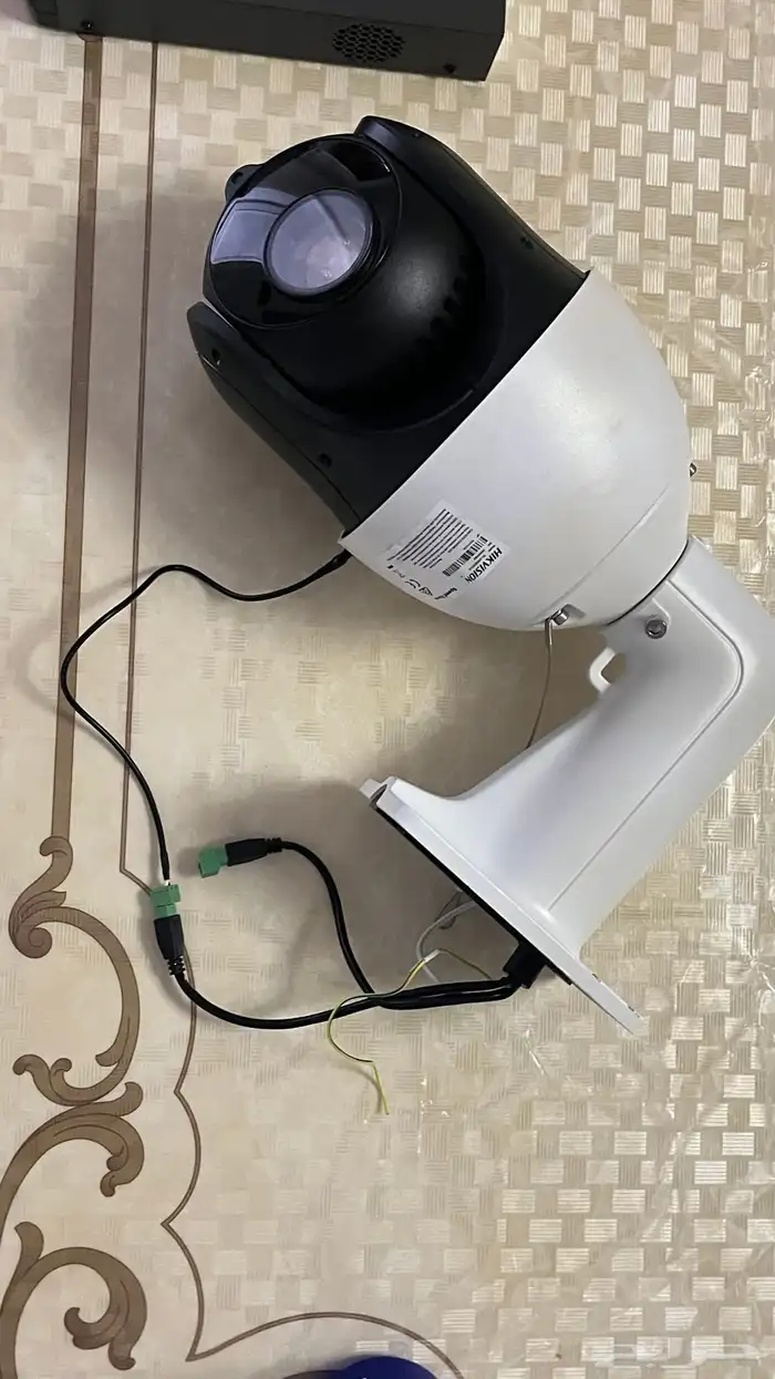 للبيع   كاميرا مراقبة متحركة PTZ من Hikvision- جديدة 2