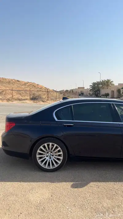 BMW 2012 5