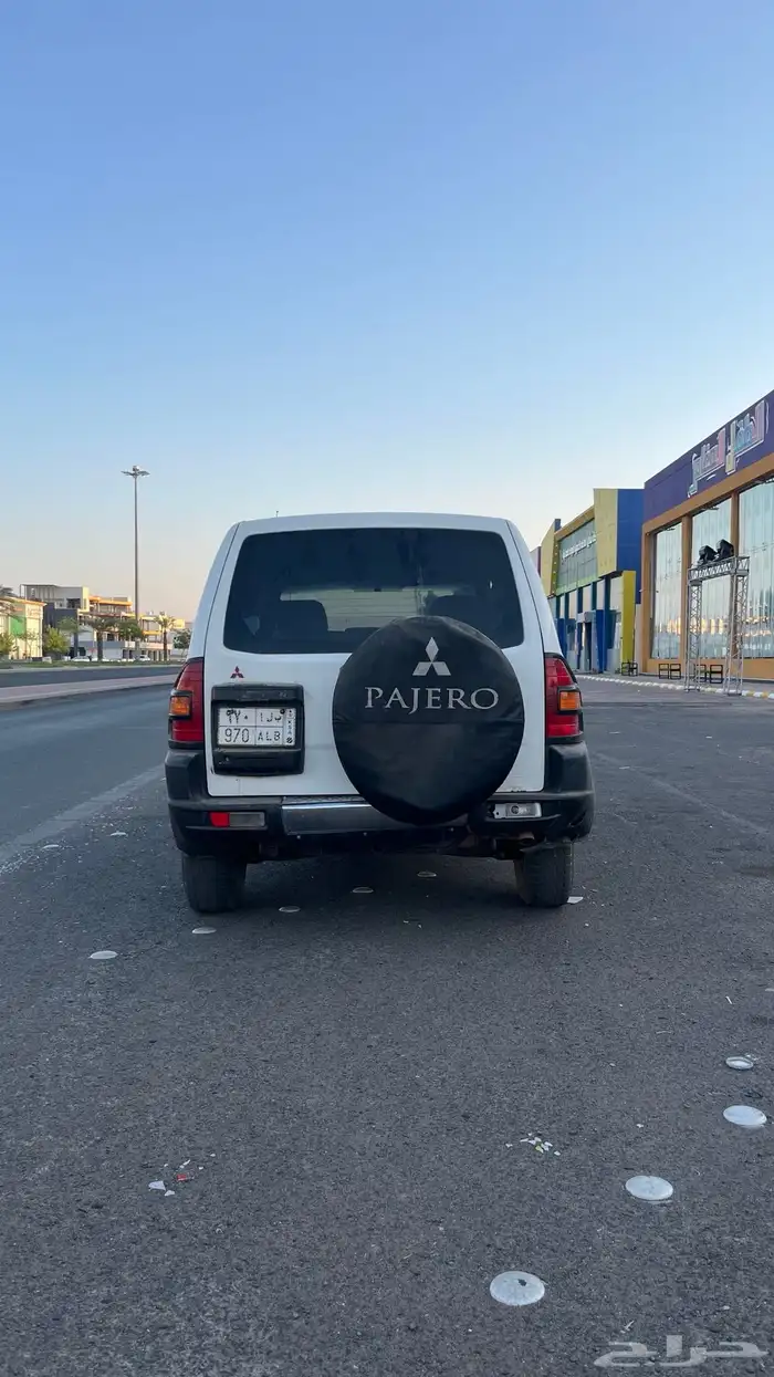 جيب باجيرو نظيف 5