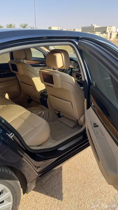 BMW 2012 9