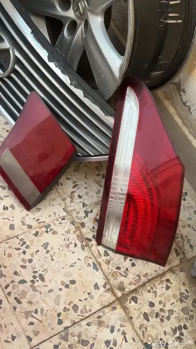 اغراض لكزس 460 للبيع 4