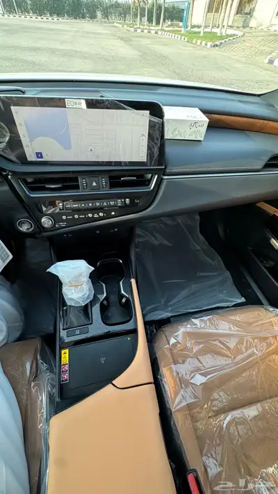 لكزس ES350CC وارد البحرين 2024 9