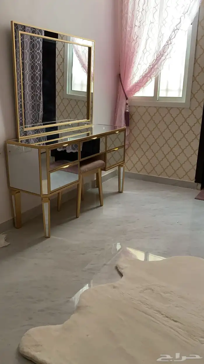 اغراض للبيت فرن وغرفة نوم وتلفزيون 2