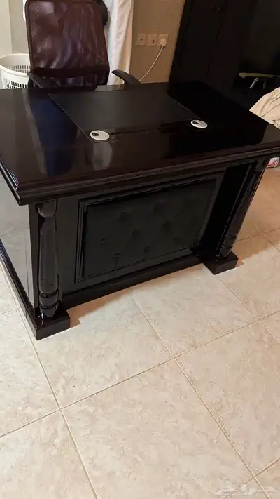 مكتب مع كرسي 0