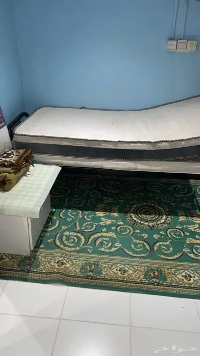 غرفة مجهزة بالكامل للإيجار كهرباء وماء حي اوالة طريق جليل 11