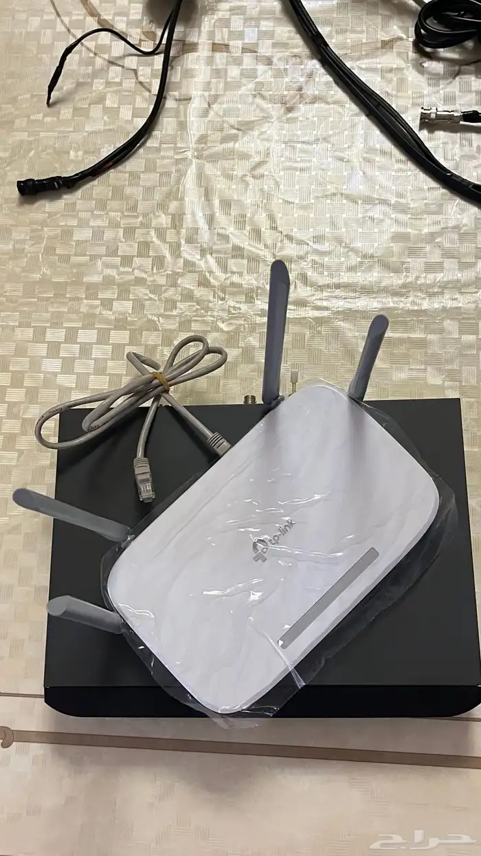 للبيع   كاميرا مراقبة متحركة PTZ من Hikvision- جديدة 4