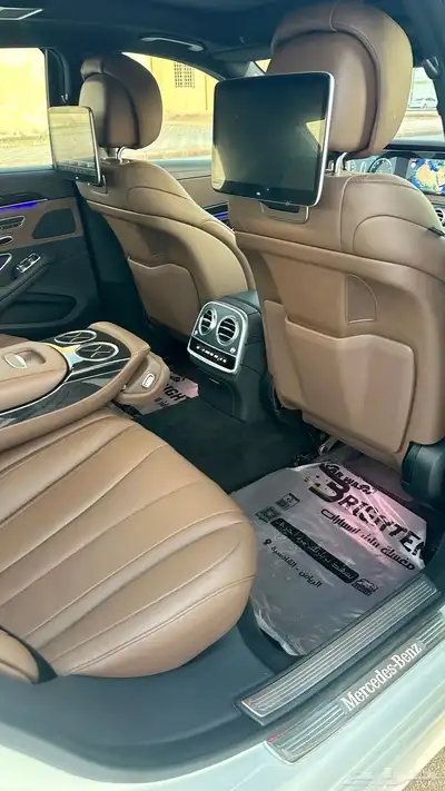 مرسيدس 2020 يخت S450 مخزن شبه الجديد 25