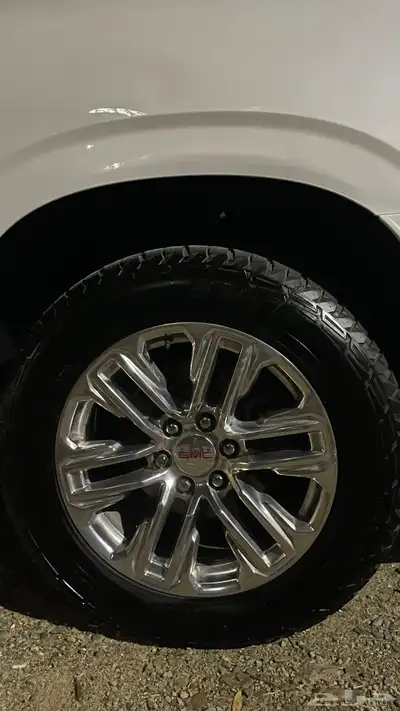 جمس يوكن XL 9