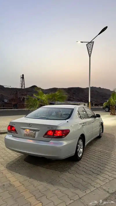 لكزس es300موديل 2004 البيع مستعجل 1