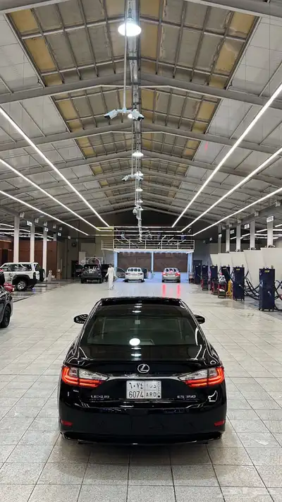 للبيع لكزس es350 1