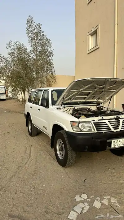 نيسان صالون أربع بييان حكومي سابقا ممشا 75 فقط 2