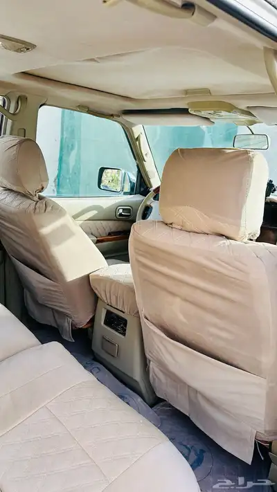 نيسان سفاري 11