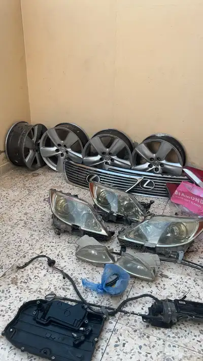 اغراض لكزس 460 للبيع 0