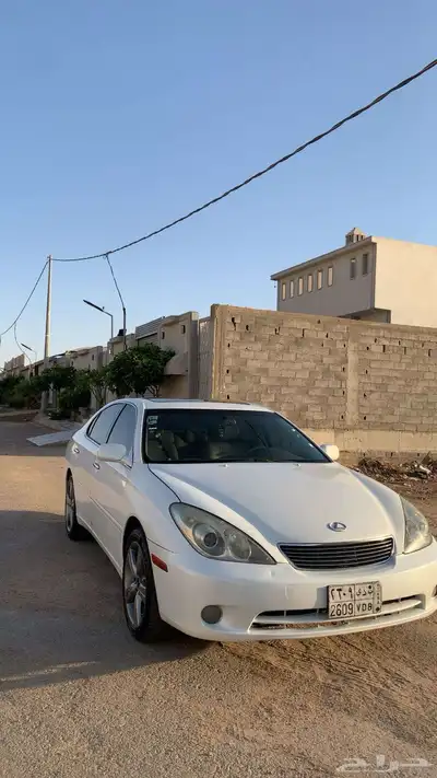لكزس للبدل او للبيع 0