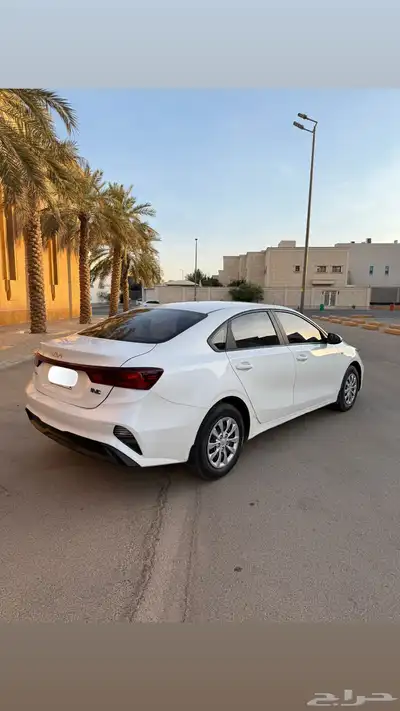كيا سيراتو 2022 8