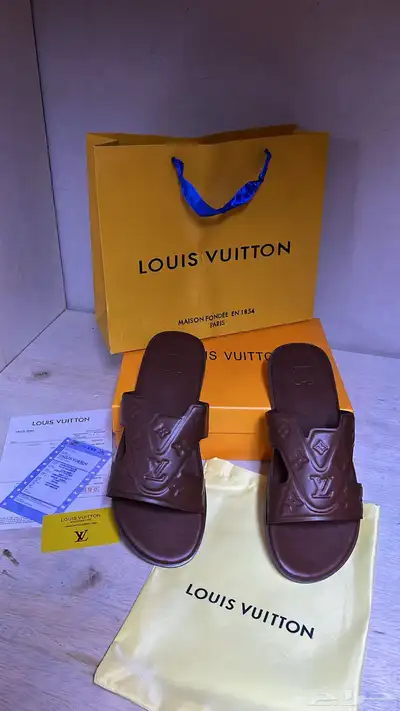 صندل LOUIS VUTTON 2
