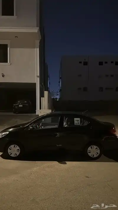 متسبوشي اتراج 2022 اسود 1