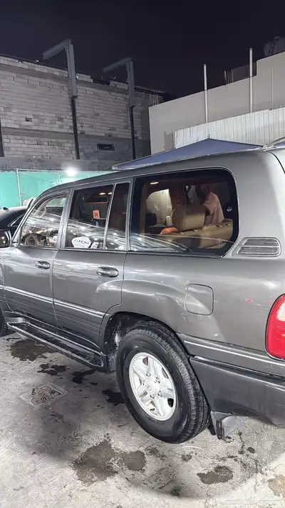 جيب لكزس 1998 LX470 9