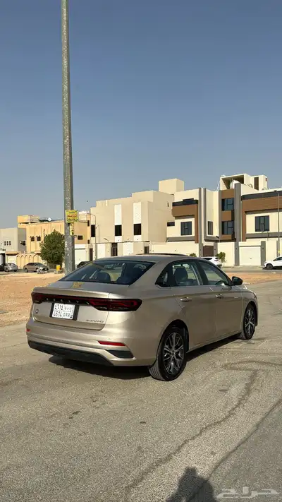 جيلي اميجراد 7 2023 فل كامل 4
