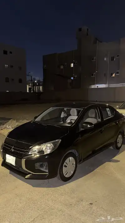 متسبوشي اتراج 2022 اسود 0