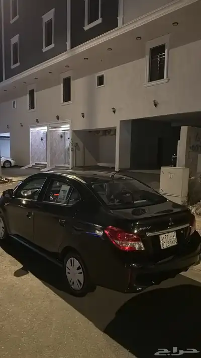 متسبوشي اتراج 2022 اسود 2
