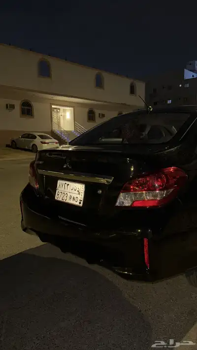 متسبوشي اتراج 2022 اسود 3