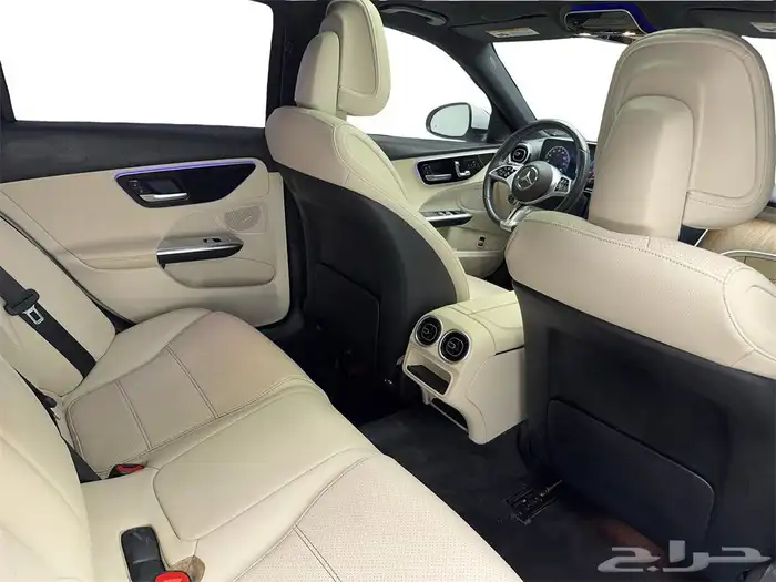 2022 Mercedes C 300 بسعر 157 الف ريال 17