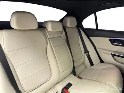 2022 Mercedes C 300 بسعر 157 الف ريال 14