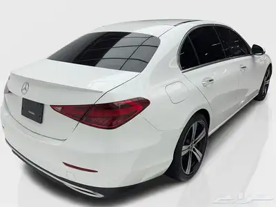 2022 Mercedes C 300 بسعر 157 الف ريال 3