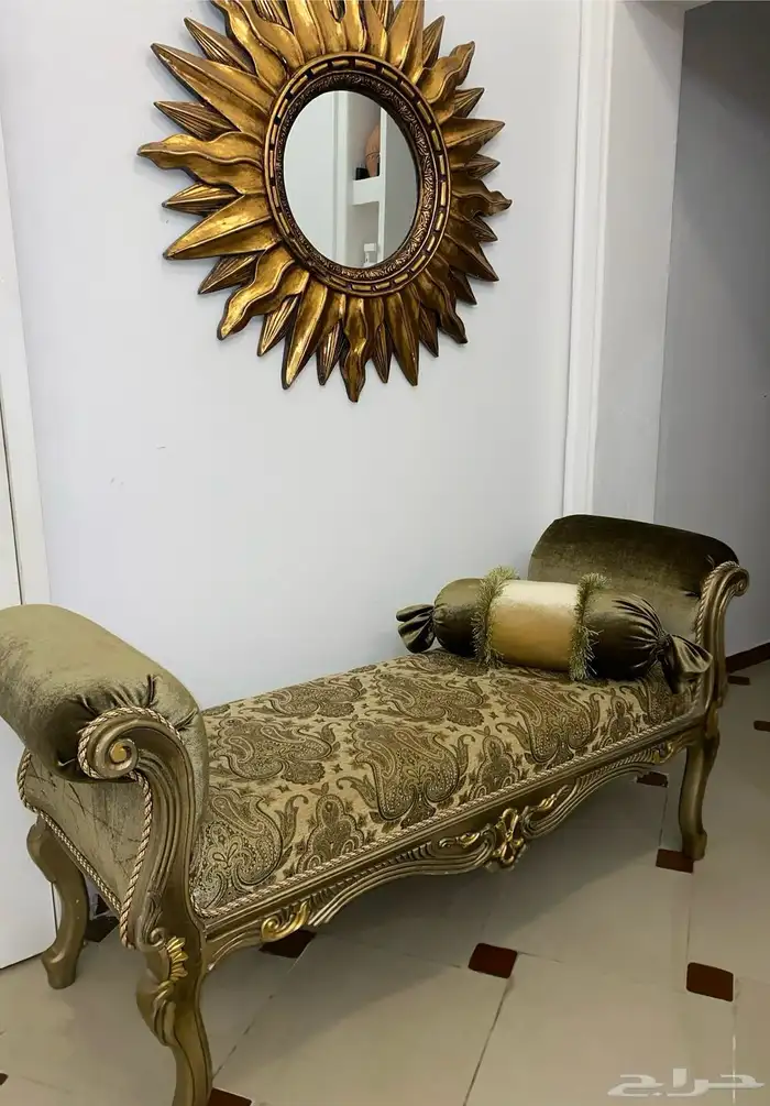 طقم كنب كلاسيكي انتيكة فاخر جدا كلف فوق 15 الف 1