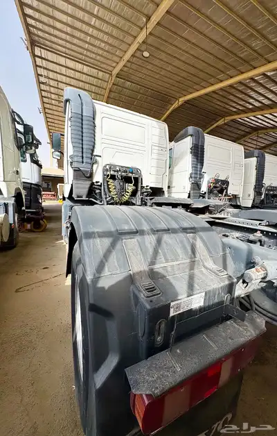 شاحنة فولفو 2013 4