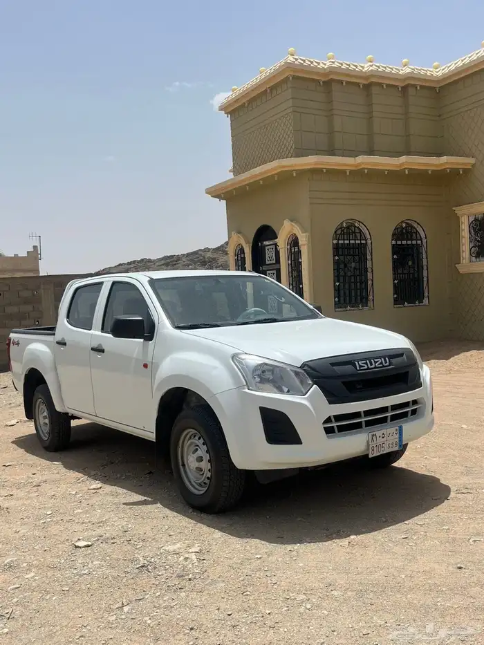 ايسوزو ديماكس 2022 0