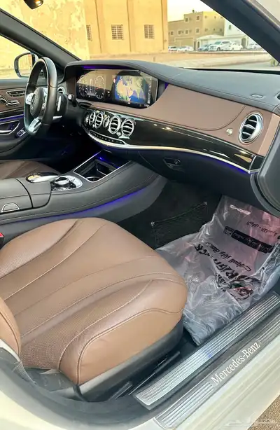 مرسيدس 2020 يخت S450 مخزن شبه الجديد 28