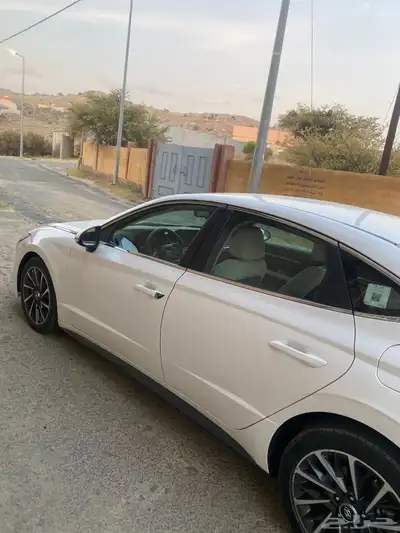 سوناتا موديل 22ماشيه103 الف فيها سمكره بابين يمين 3