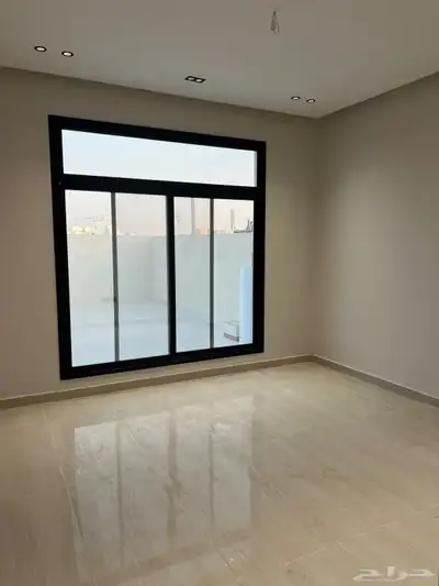 دبلكسات فاخرة تشطيب مودرن للبيع بحي أحد قرب مستشفى المواساة 23