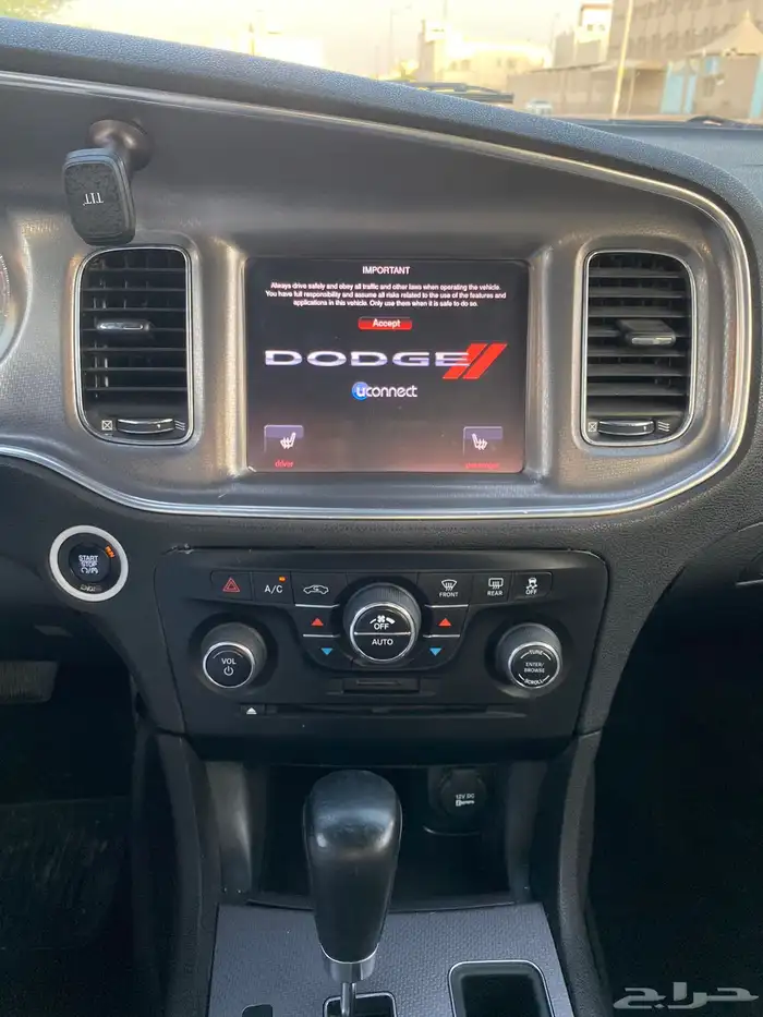 دوج تشارجر 8 سلندر ( تم البيع ) 12