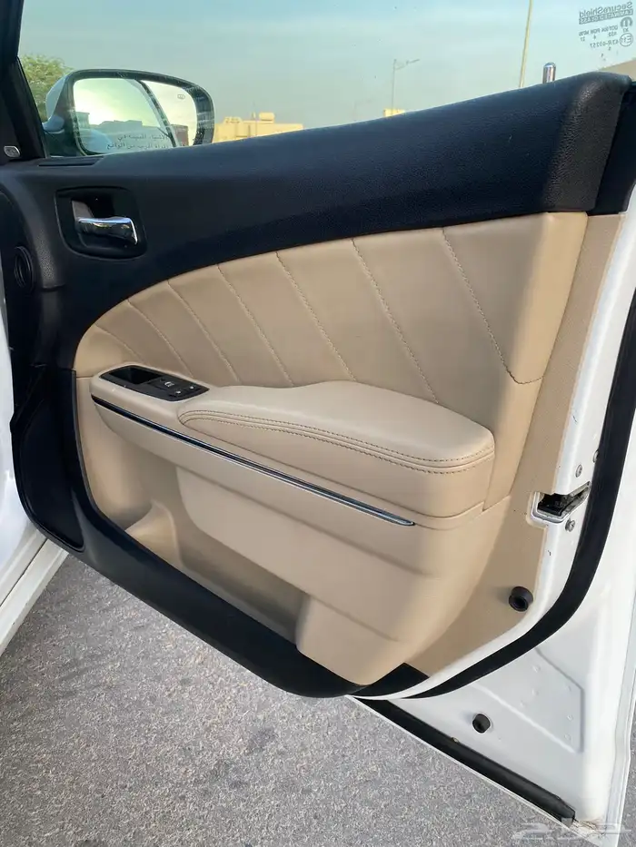 دوج تشارجر 8 سلندر ( تم البيع ) 17