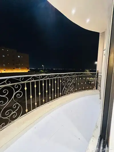 شقق تمليك تشطيب فاخر بحي السويس 3