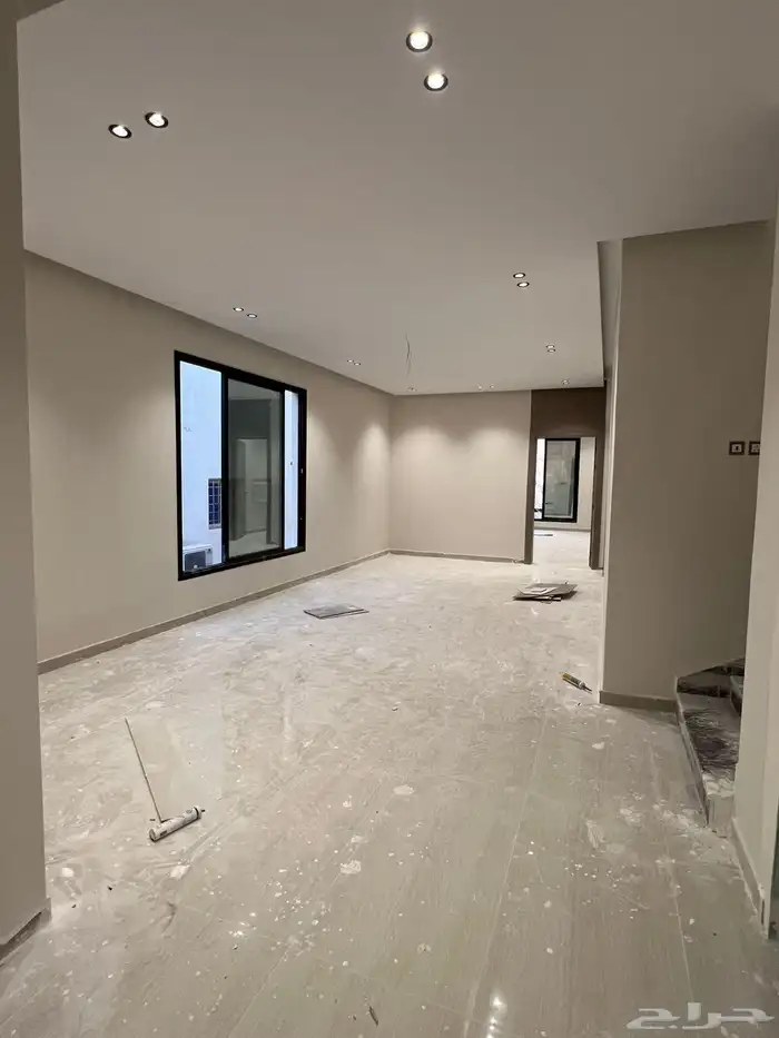 للبيع دبلكسات بحي احد 6