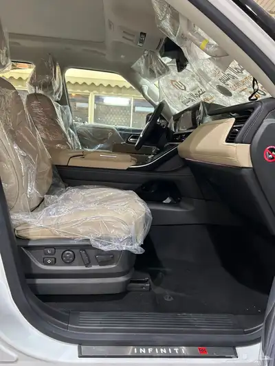 عرض خاص انفنيتي Qx80 سينسوري موديل 2025 السعر 454900 شامل 7