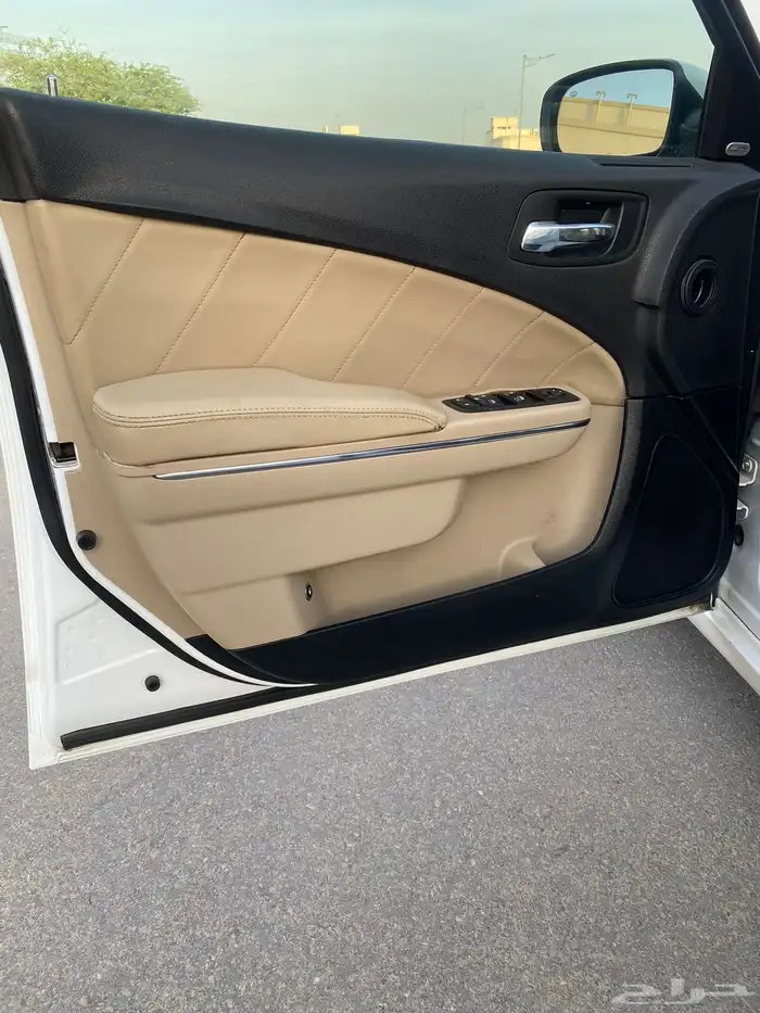 دوج تشارجر 8 سلندر ( تم البيع ) 15