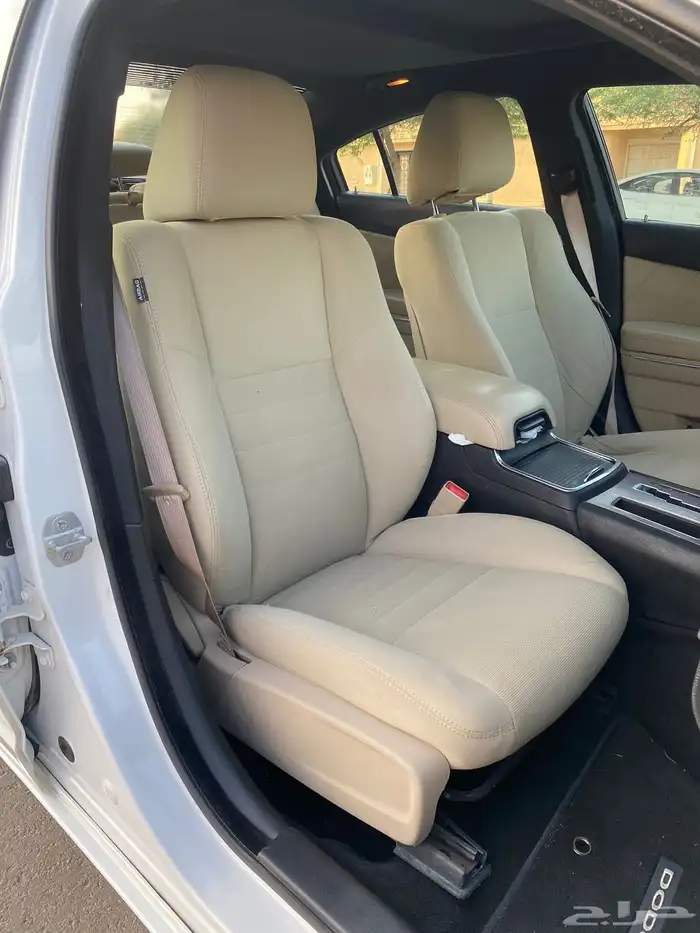 دوج تشارجر 8 سلندر ( تم البيع ) 8