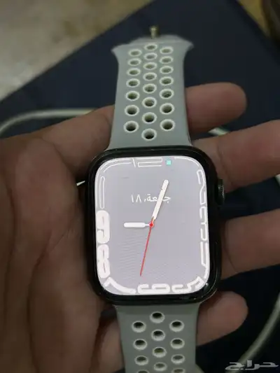 ساعه ابل 7 اكبر مقاس 2