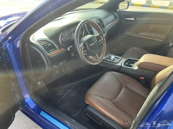 Chrysler c300 2019 Full Option كرايسلر 2