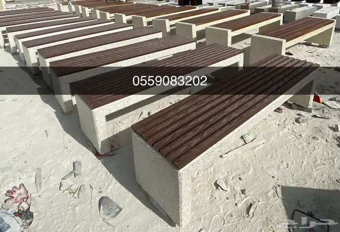 كراسي خرسانية سلات نفايات احواض زرع مصدات مواقف بريكاست 3