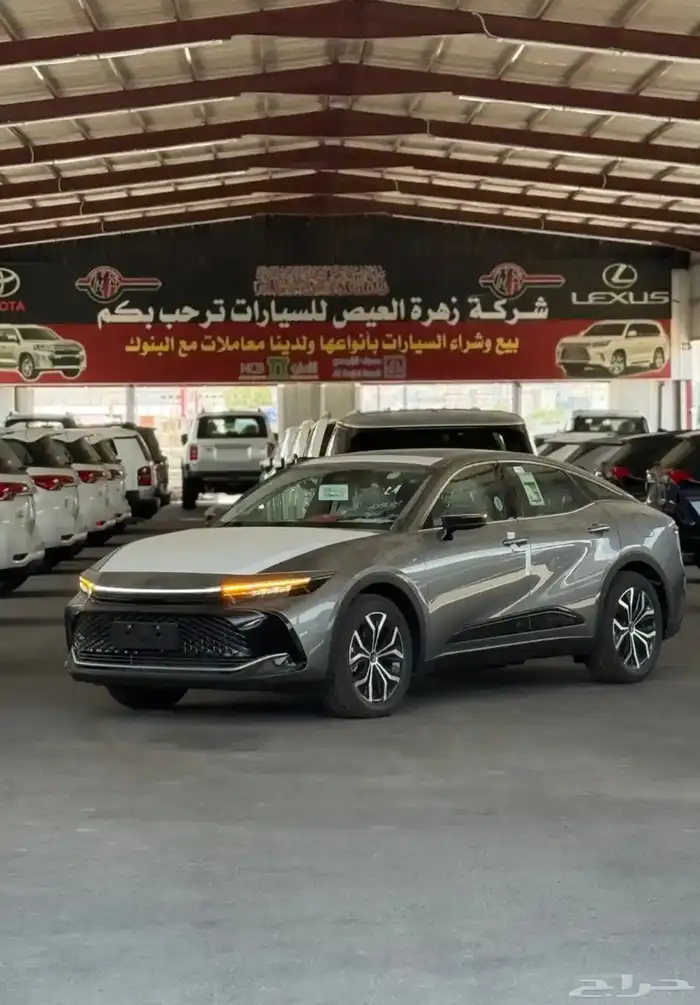 تويوتا كراون بريميوم 2025 كاش وتقسيط 3